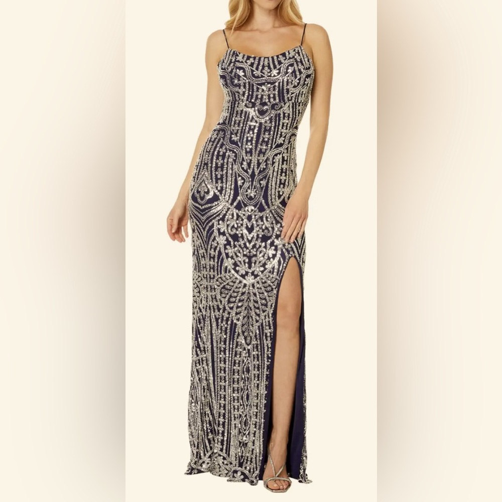 Betsy & Adam
Navy Long Beded Sequin Placement Slit Sz 6 - Picture 1 of 8